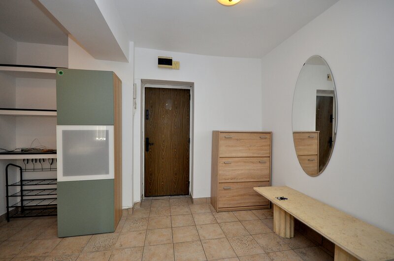Unirii, Camera de Comert, pasaj Marasesti, inchiriere apartament 2 camere.
